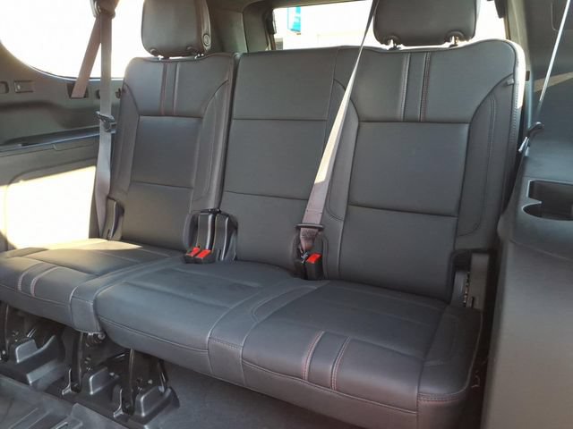 Certified 2023 Chevrolet Suburban RST w/ Luxury Package AWD/4WD image 14