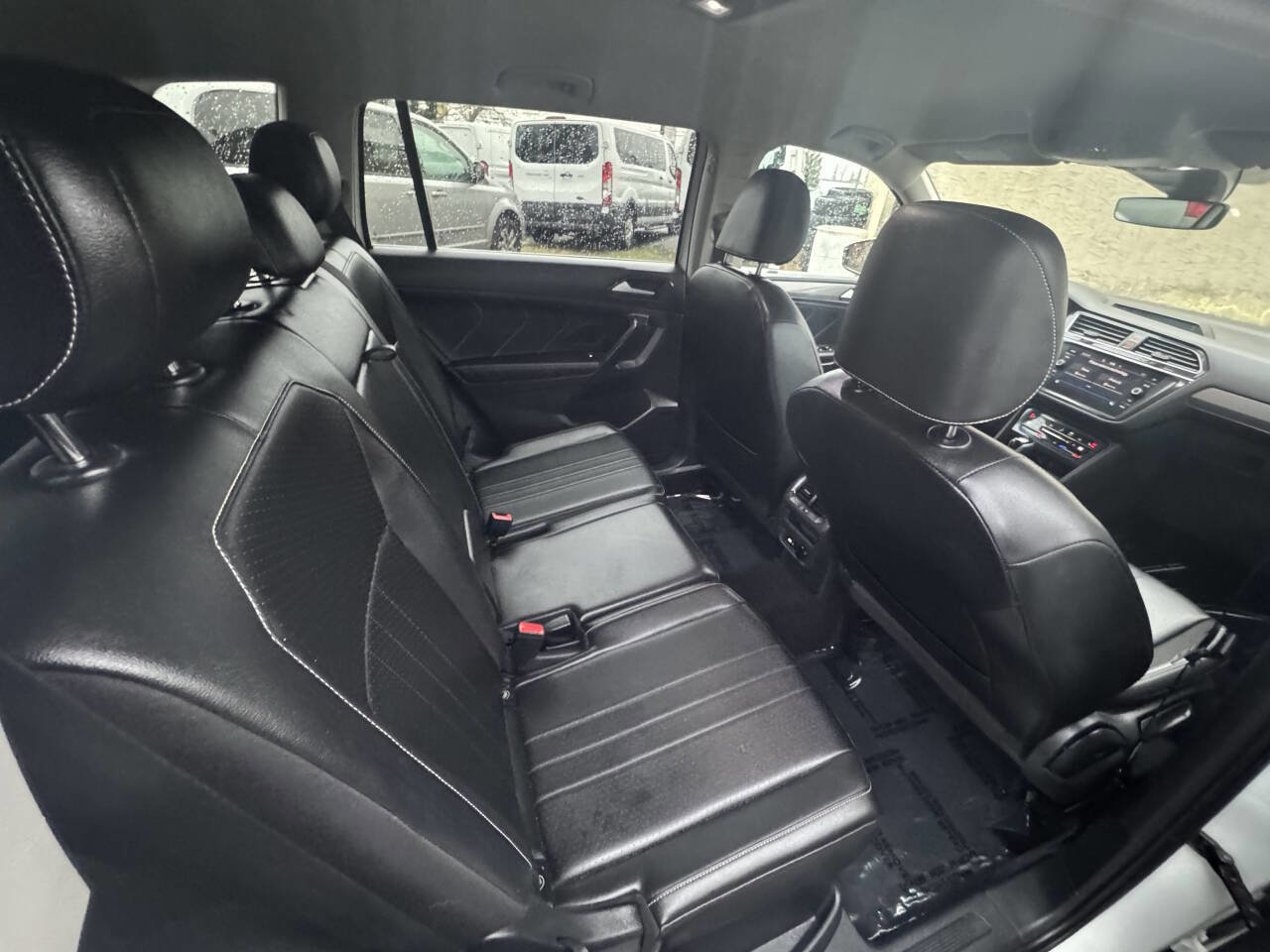 Used 2024 Volkswagen Tiguan SE image 18