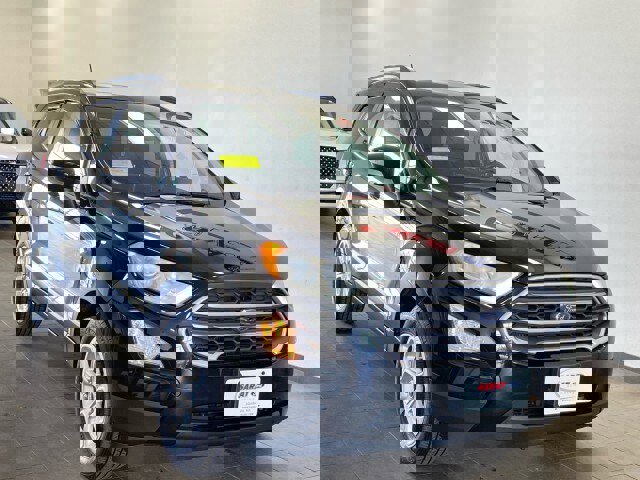 Used 2019 Ford EcoSport SE w/ SE Convenience Package image 2