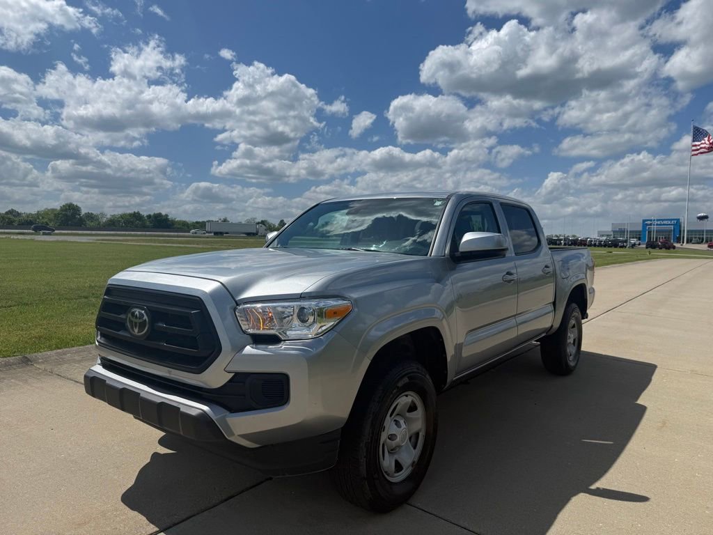 Used 2023 Toyota Tacoma SR AWD/4WD image 8