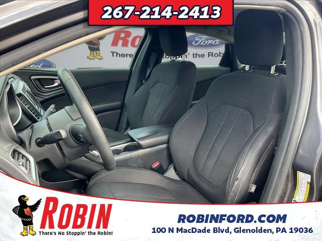 Used 2016 Chrysler 200 Limited FWD image 21
