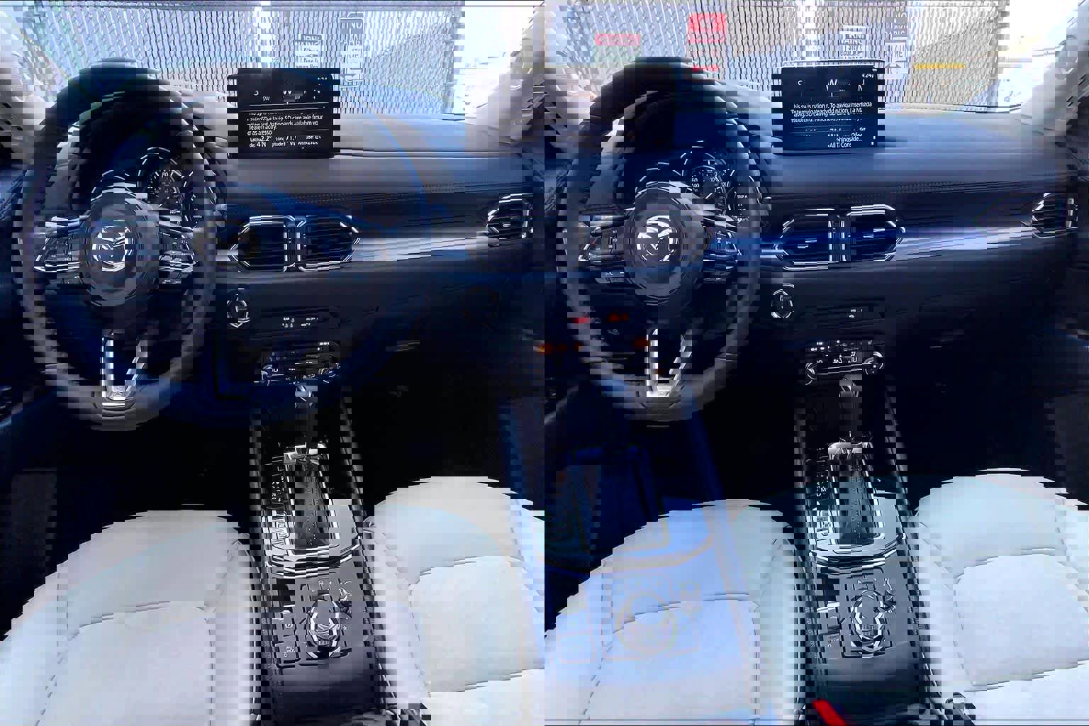 Used 2023 MAZDA CX-5 AWD 2.5 S w/ Select Package image 16