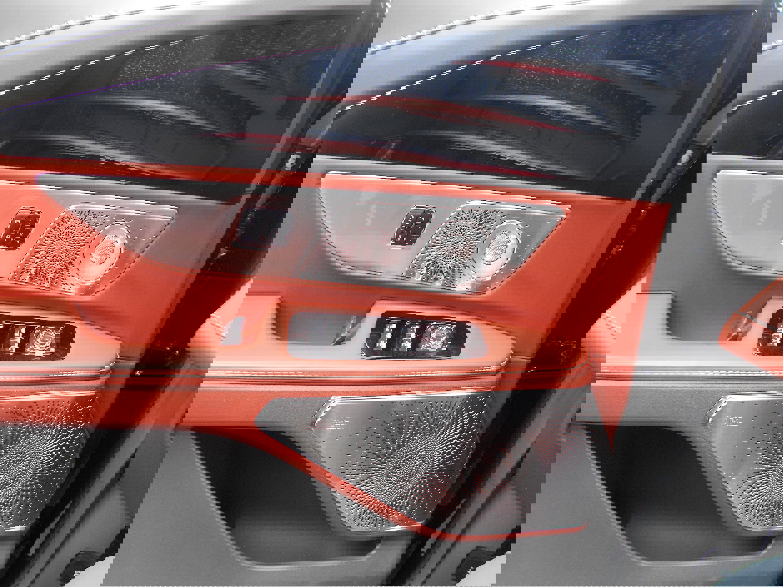 Used 2025 Lincoln Nautilus Black Label w/ Jet Appearance Package AWD/4WD image 14