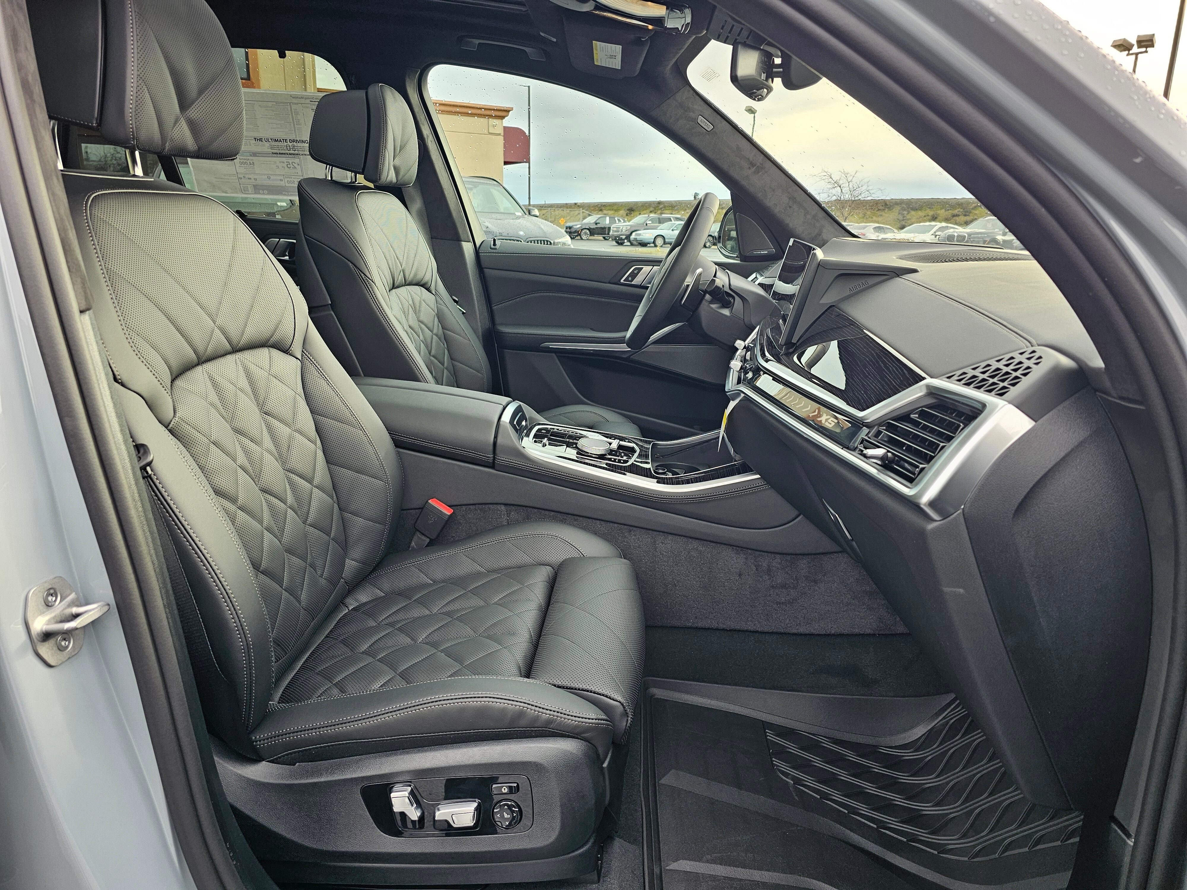 New 2026 BMW X5 xDrive40i w/ M Sport Package image 15