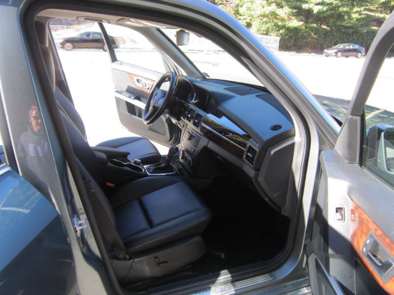 Used 2012 Mercedes-Benz GLK 350 4MATIC image 8