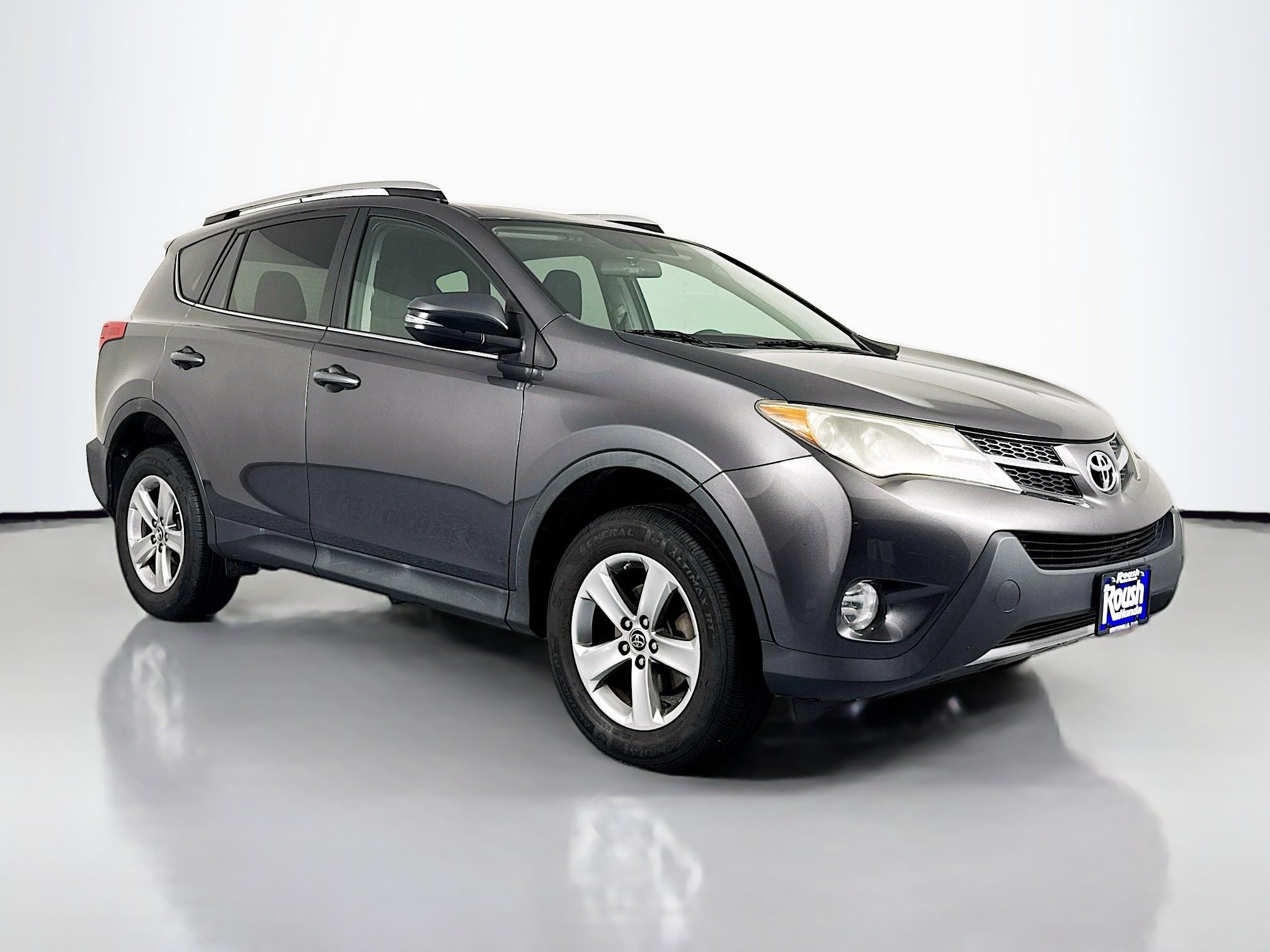 Used 2015 Toyota RAV4 XLE AWD/4WD image 3