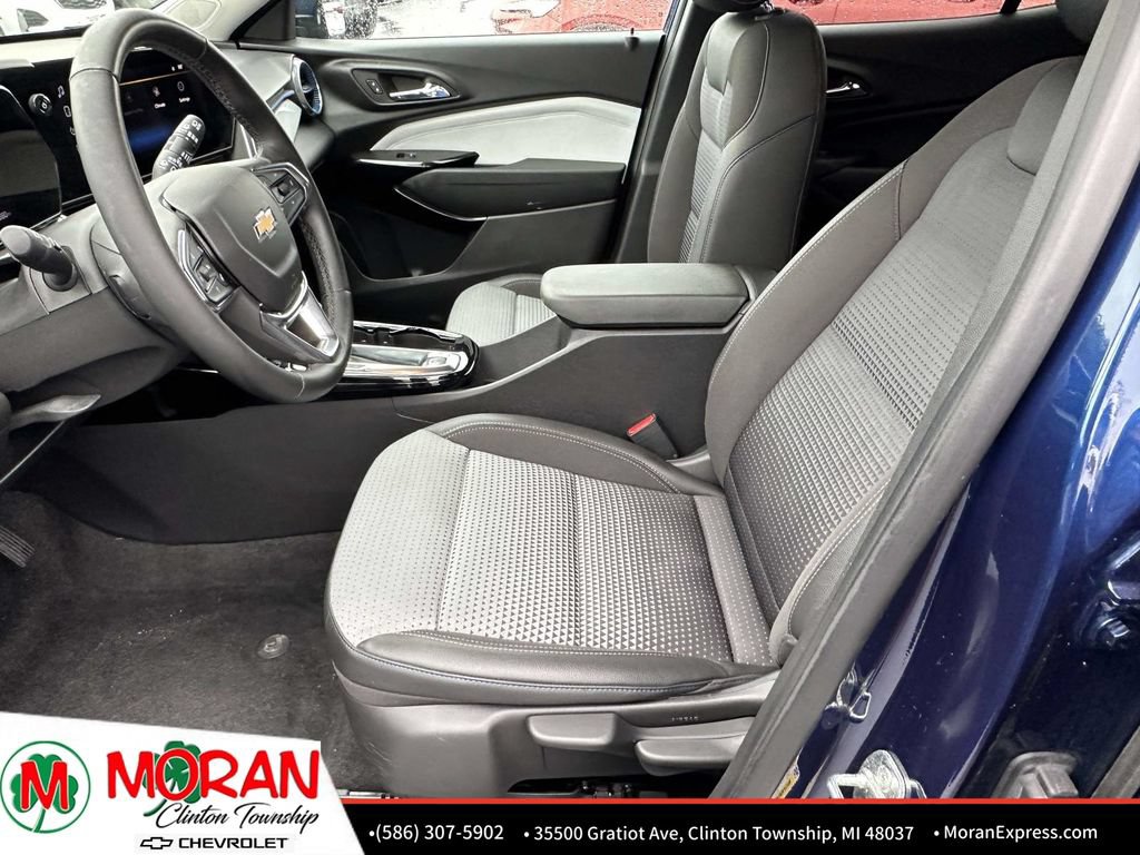 Certified 2024 Chevrolet Trax LT w/ Driver Confidence Package FWD image 15