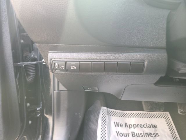 Used 2024 Toyota Corolla LE image 25