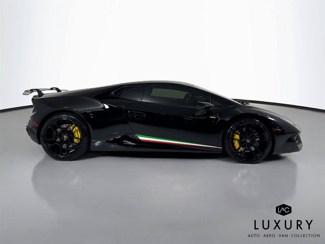 Used 2018 Lamborghini Huracan LP 580-2 RWD image 5
