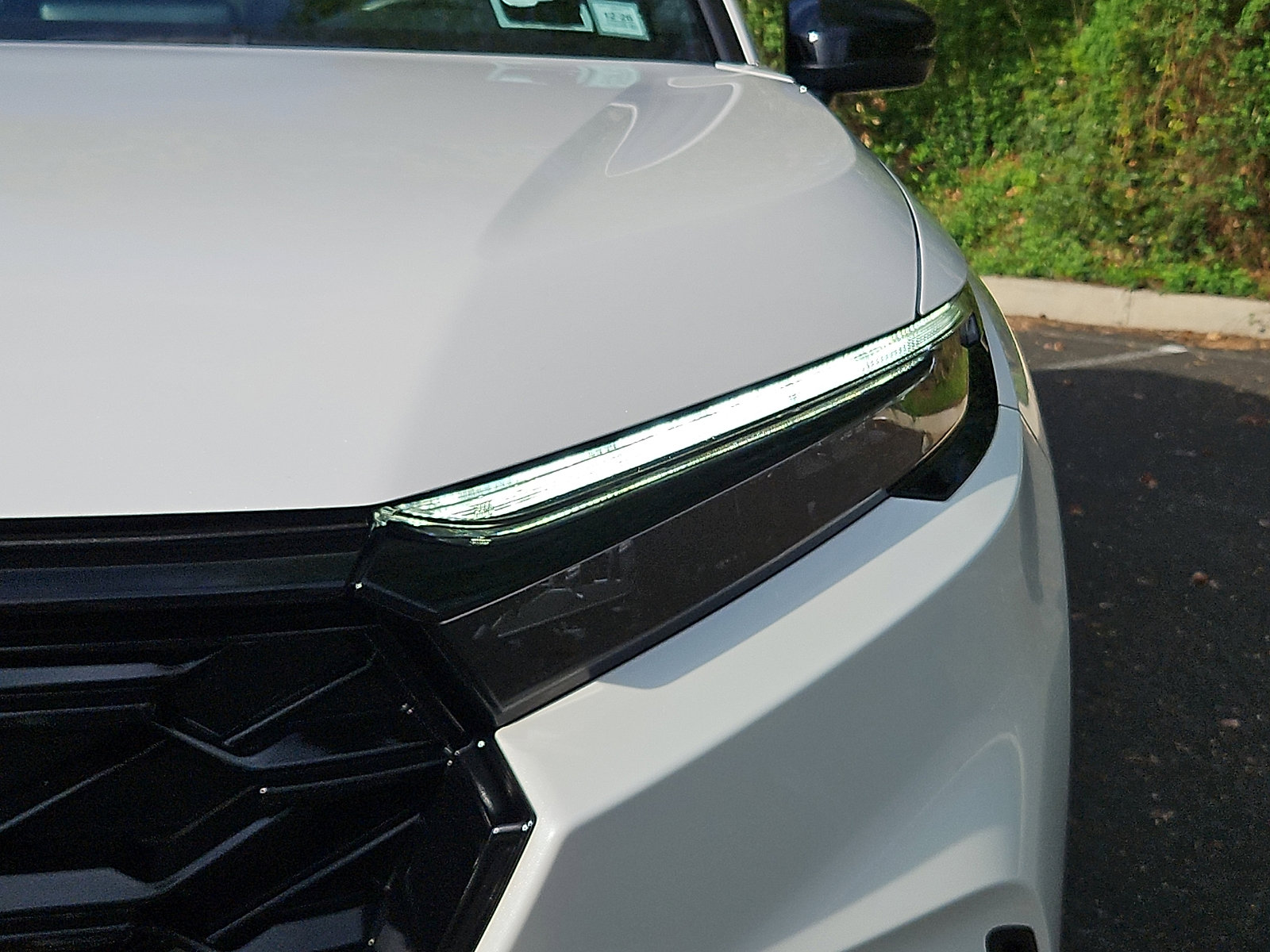 Used 2024 Honda CR-V Sport Touring image 9