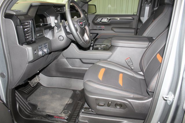 Used 2025 GMC Sierra 1500 AT4 w/ AT4 Premium Package image 10