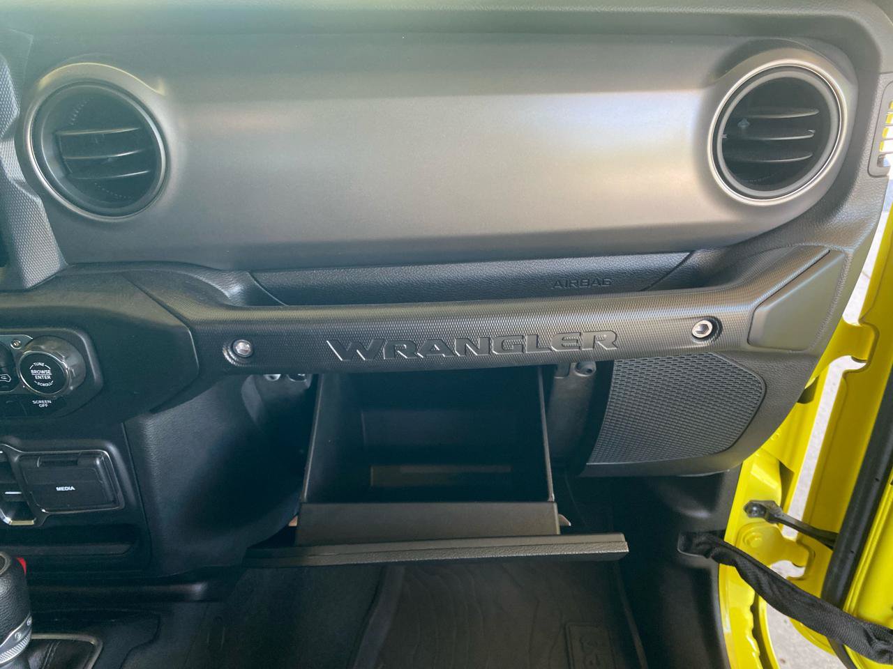 Used 2022 Jeep Wrangler Unlimited Sport AWD/4WD image 35