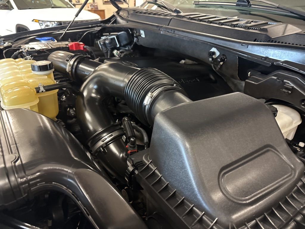 Used 2020 Ford F150 XLT w/ Equipment Group 302A Luxury AWD/4WD image 47