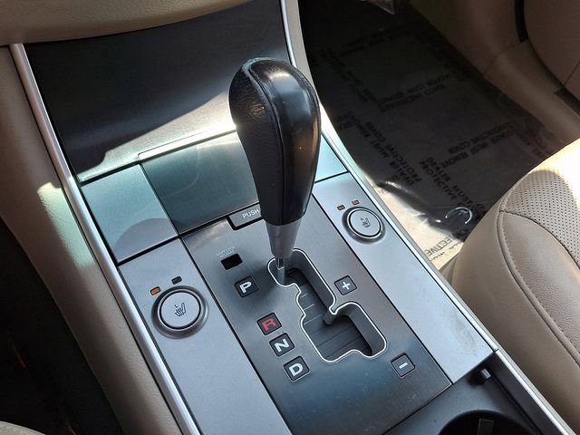 Used 2012 Hyundai Veracruz Limited w/ Navigation Pkg AWD/4WD image 19