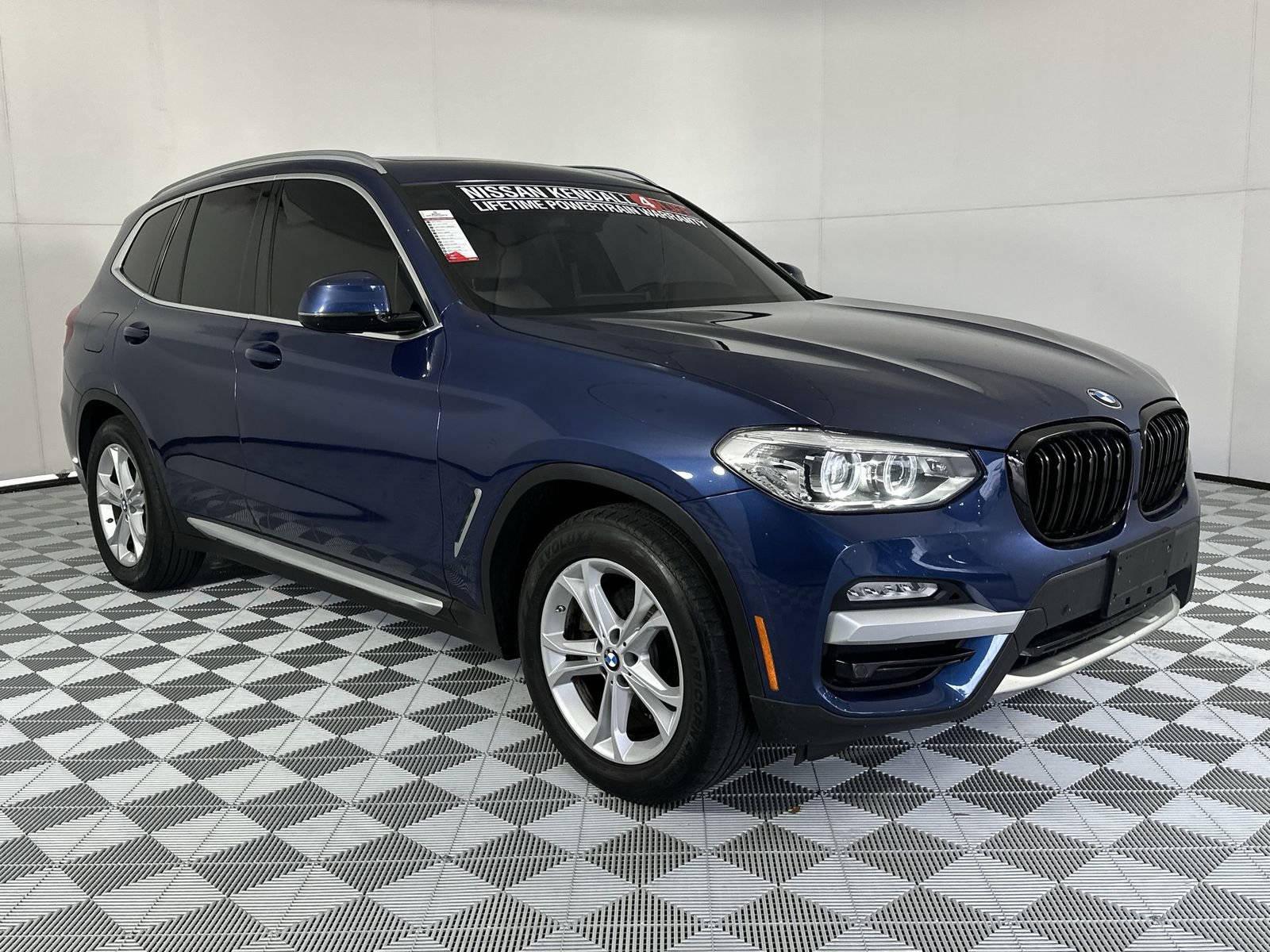 Used 2019 BMW X3 xDrive30i w/ Convenience Package AWD/4WD image 2
