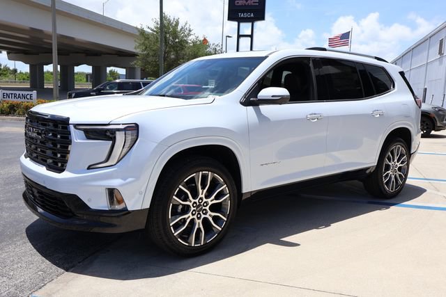 New 2026 GMC Acadia Denali Ultimate AWD/4WD image 3