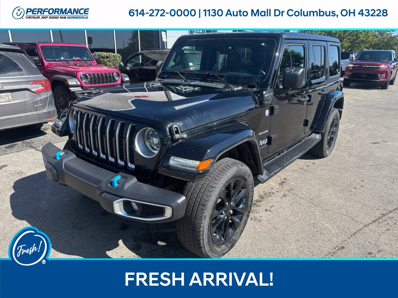 Used 2023 Jeep Wrangler Unlimited Sahara w/ Cold Weather Group AWD/4WD image 8