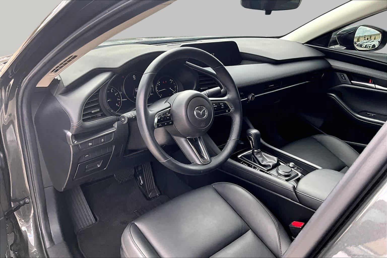 Used 2025 MAZDA MAZDA3 s FWD image 16
