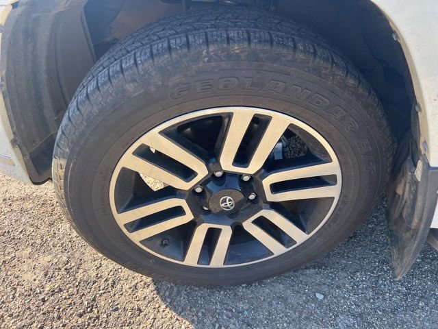 Used 2021 Toyota 4Runner Limited image 3