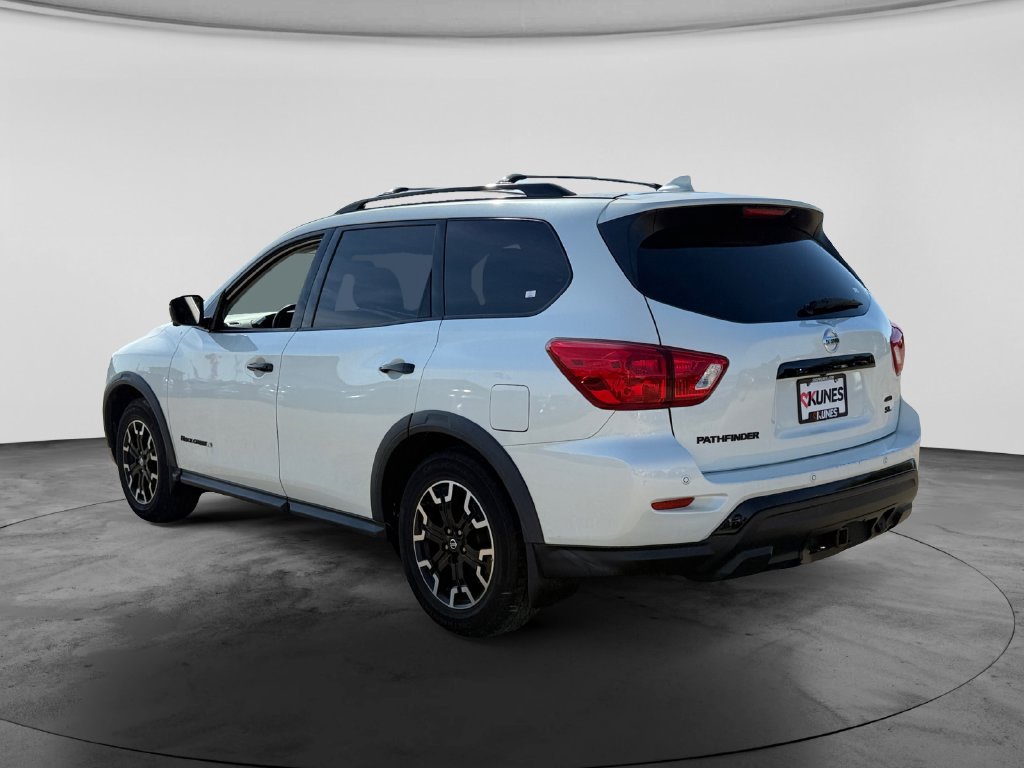 Used 2019 Nissan Pathfinder SL AWD/4WD image 8