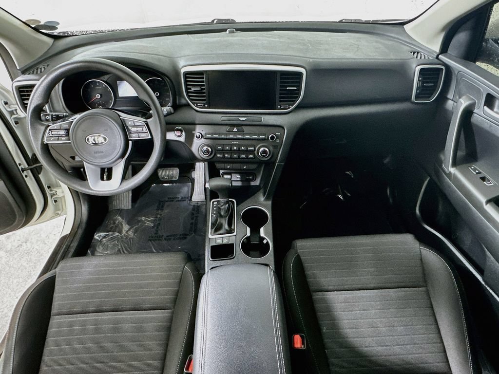 Used 2022 Kia Sportage LX w/ LX FWD Value Edition Package image 16