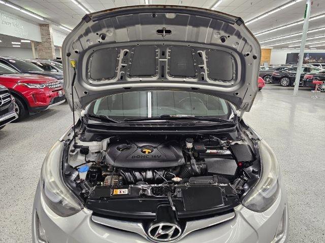 Used 2015 Hyundai Elantra SE w/ Option Group 03 FWD image 40