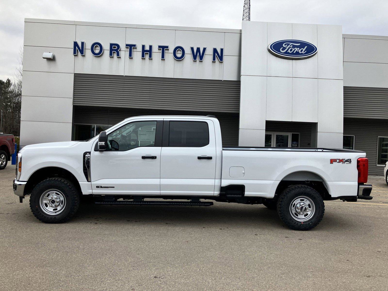 New 2025 Ford F350 XL w/ XL Off-Road Package image 1