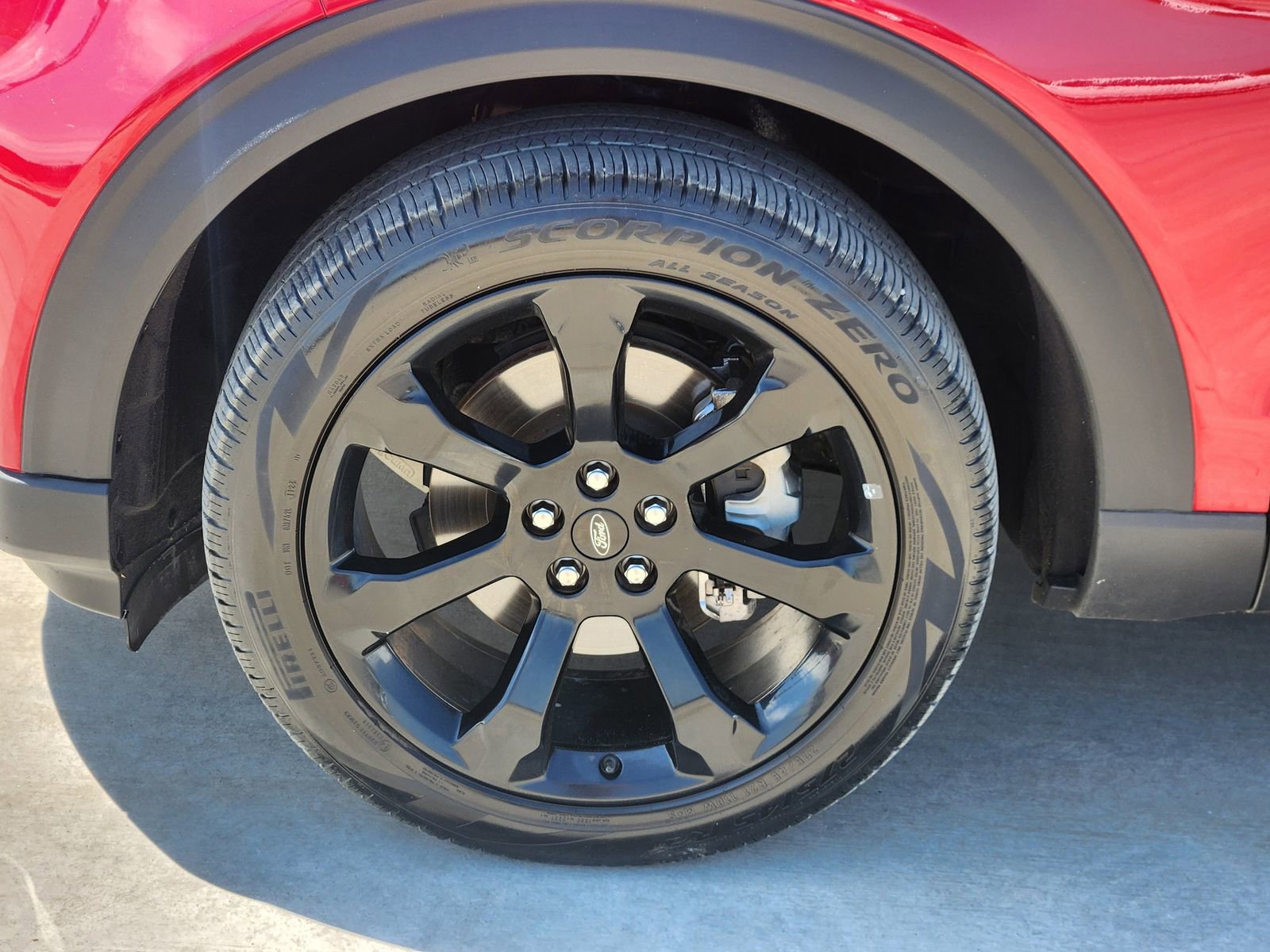 Used 2024 Ford Explorer ST-Line w/ Class IV Trailer Tow Package image 11