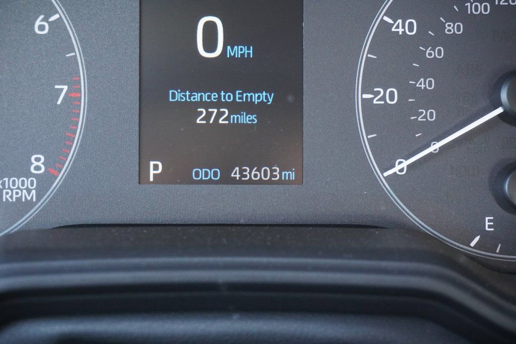 Used 2024 Toyota Corolla LE image 21