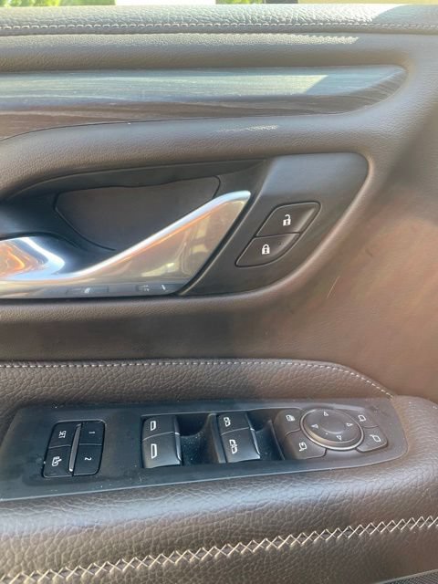 Used 2021 GMC Yukon XL Denali AWD/4WD image 7