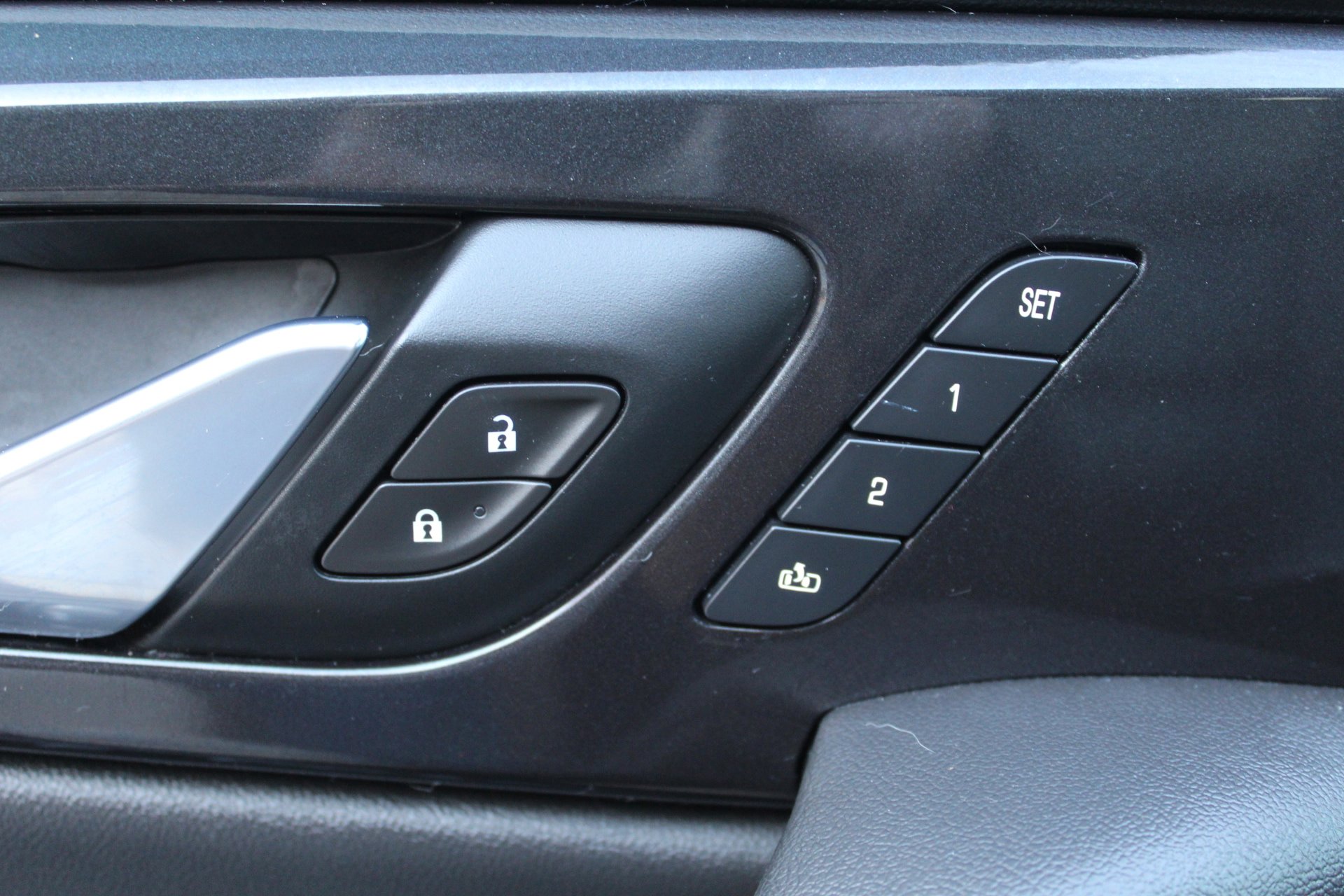 Used 2020 Chevrolet Blazer RS FWD image 32