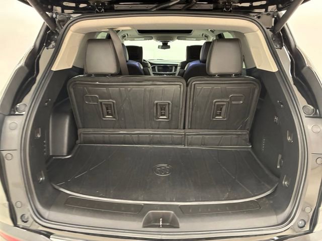 Used 2021 Buick Enclave Avenir w/ Avenir Technology Package image 17