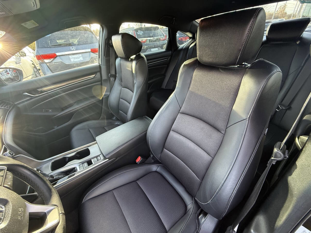 Used 2022 Honda Accord Sport image 10