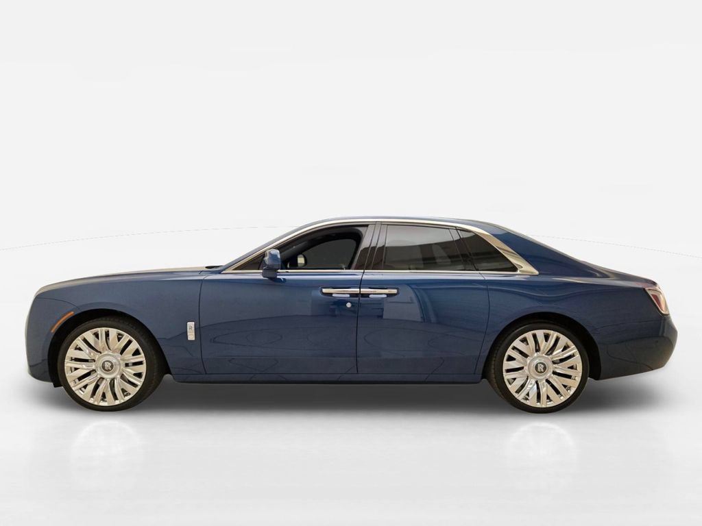Certified 2025 Rolls-Royce Ghost AWD/4WD image 3