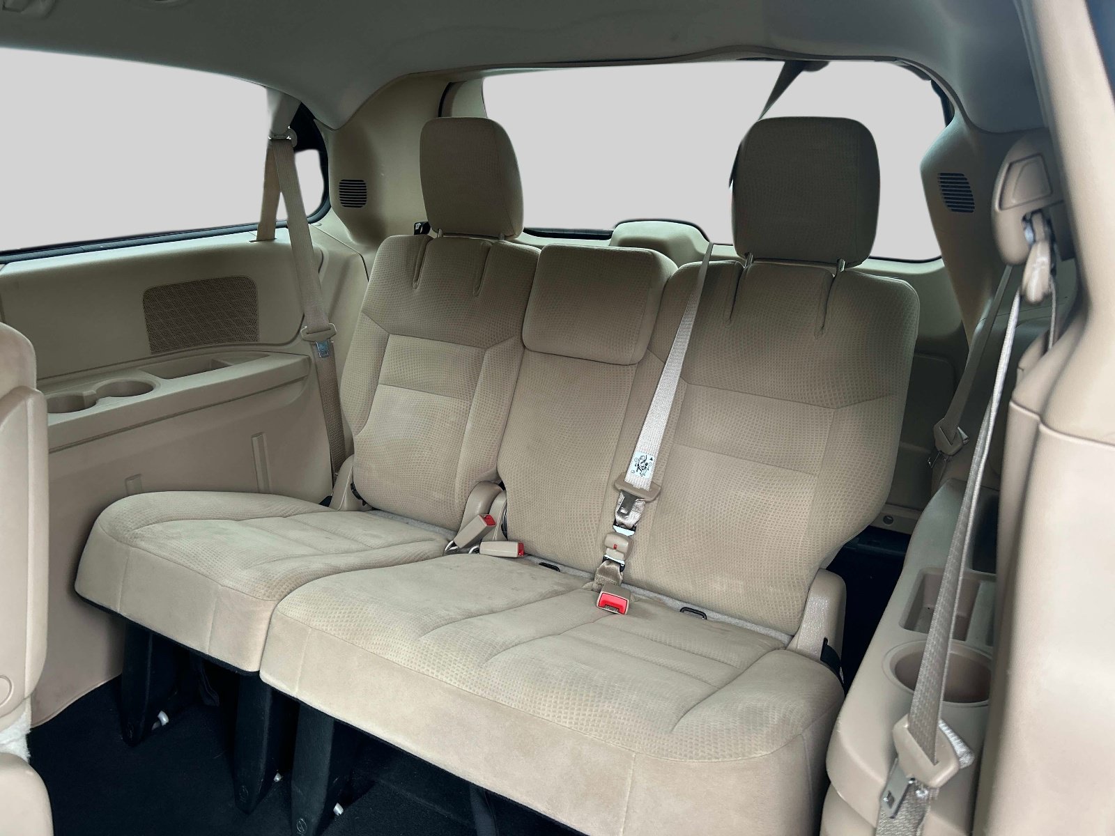 Used 2014 Dodge Grand Caravan SXT FWD image 19