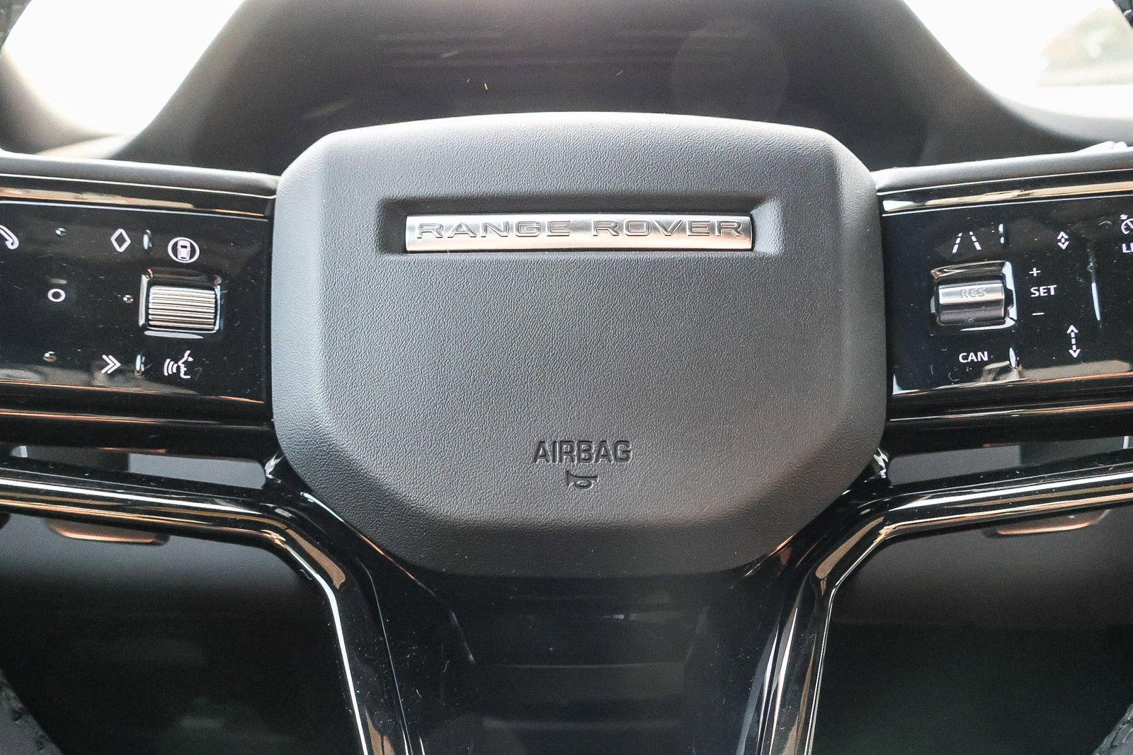 New 2026 Land Rover Range Rover Evoque Dynamic SE image 37