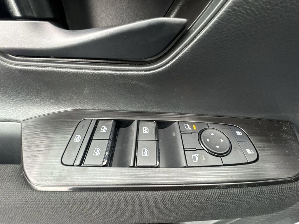 New 2026 Nissan Kicks S image 13