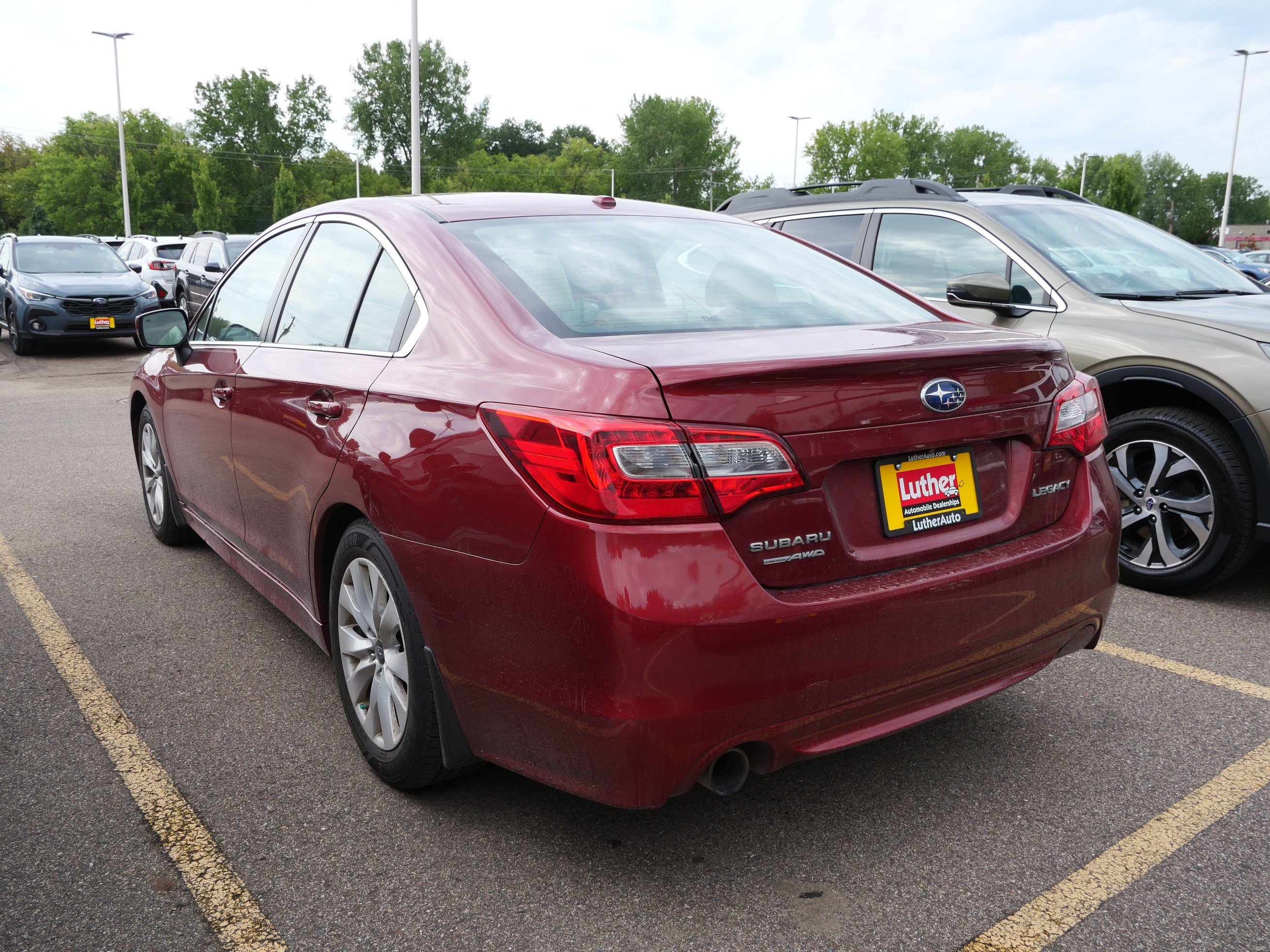 Used 2015 Subaru Legacy 2.5i Premium w/ Moonroof Package AWD/4WD image 6