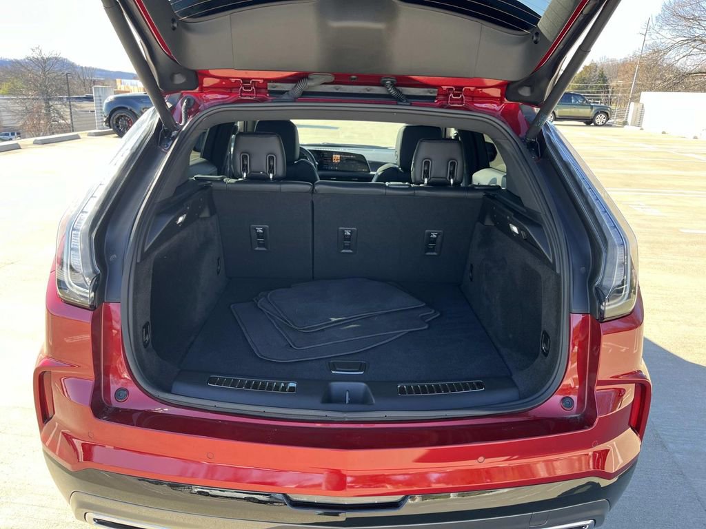 Certified 2024 Cadillac XT4 Sport image 12