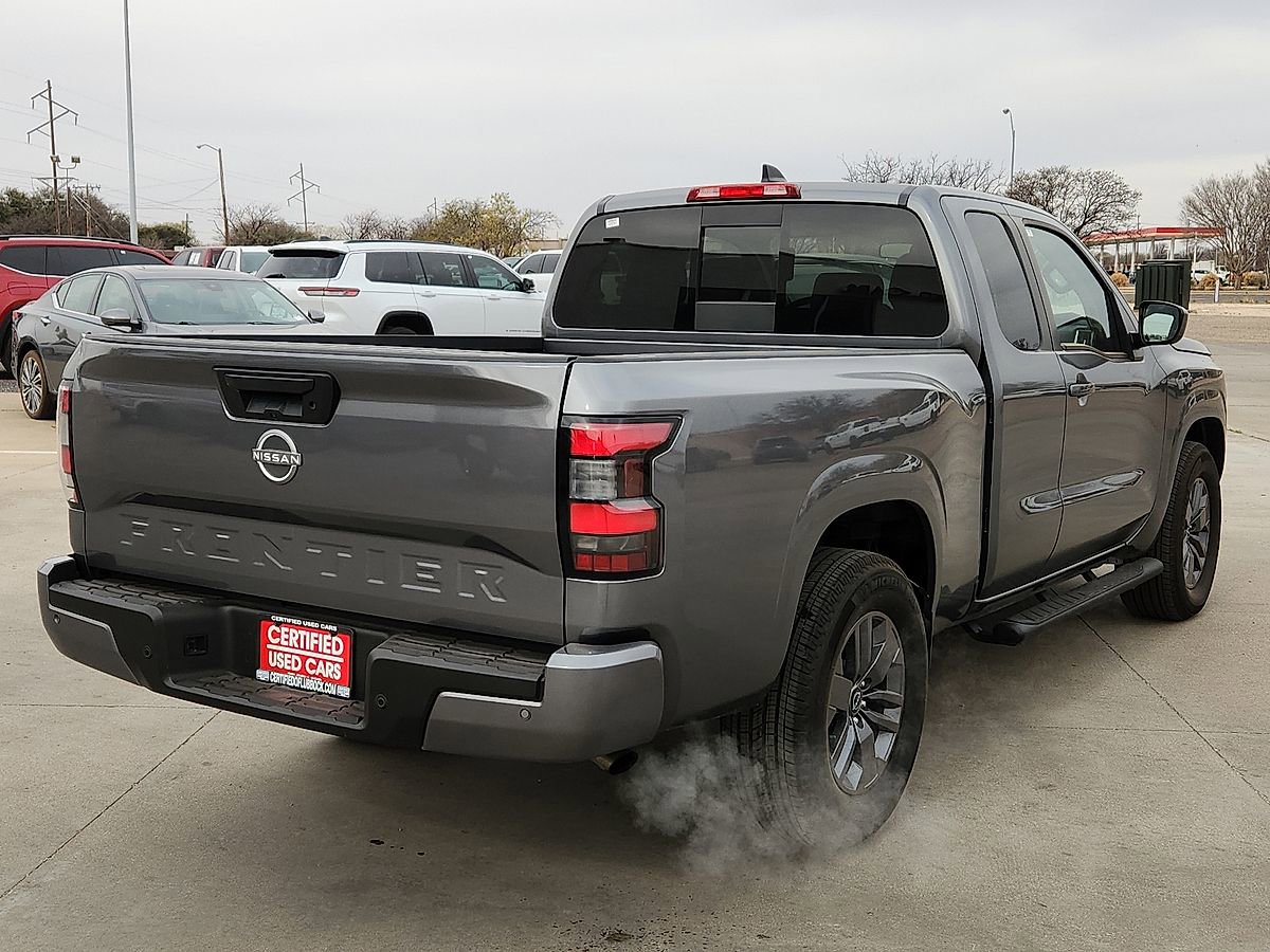Used 2025 Nissan Frontier SV RWD image 3