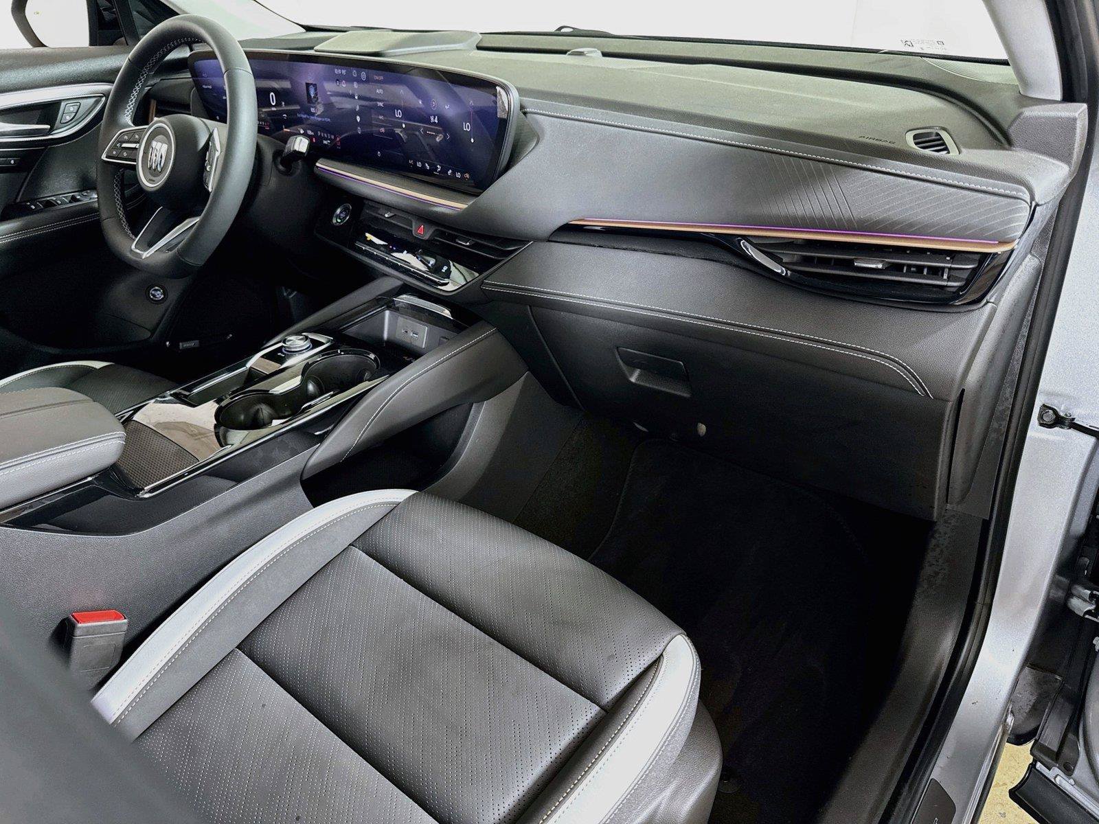 Certified 2026 Buick Envision Sport Touring AWD/4WD image 29