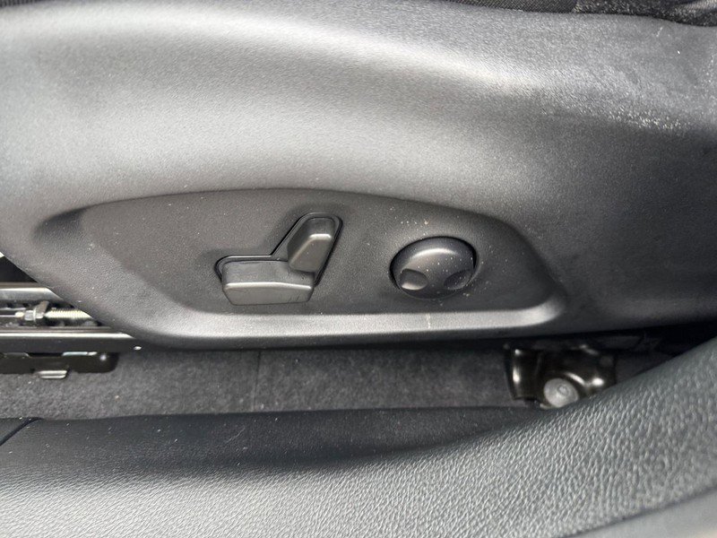 Used 2022 Jeep Compass Limited image 16