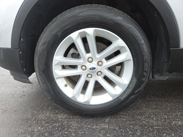 Used 2017 Ford Explorer 4WD image 25