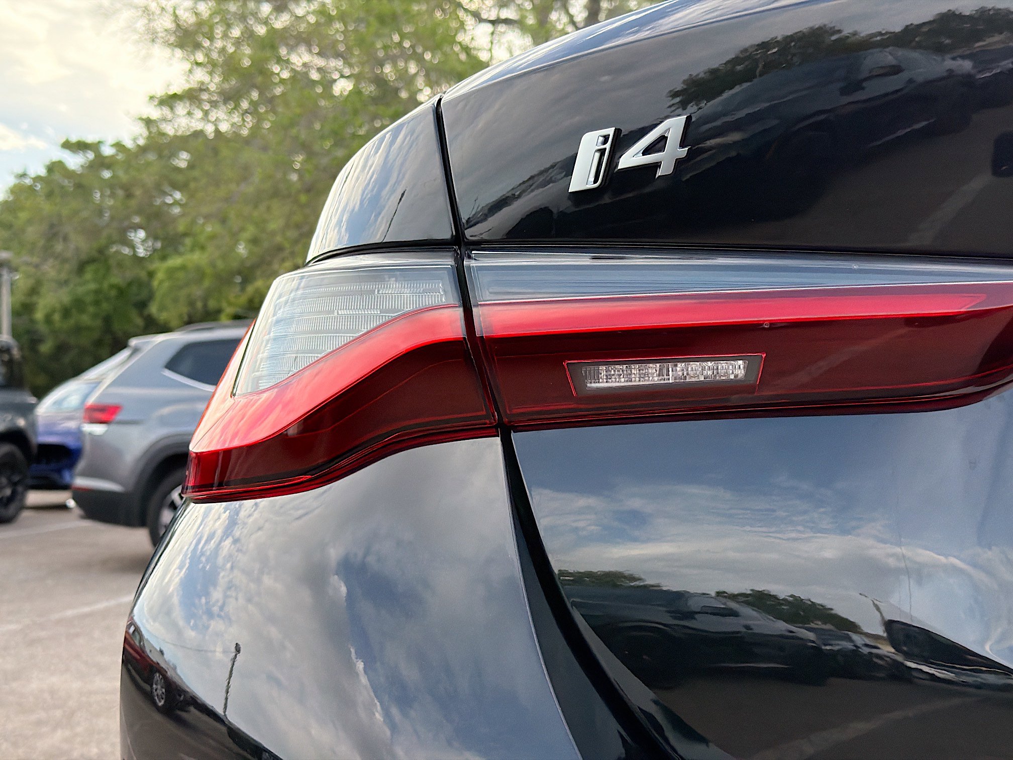 New 2026 BMW i4 eDrive40 w/ Parking Assistance Package image 10