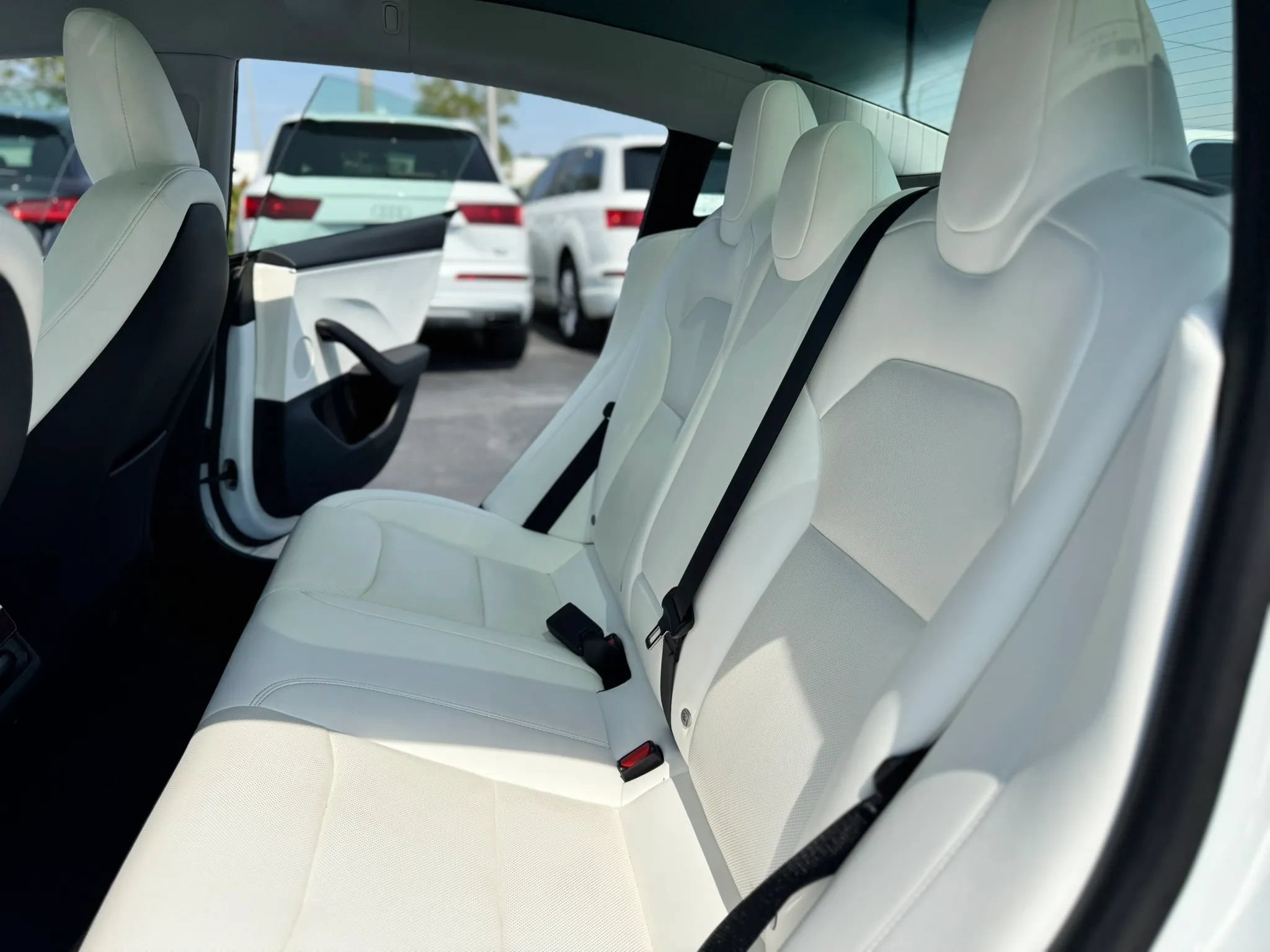 Used 2025 Tesla Model 3 Long Range AWD/4WD image 19