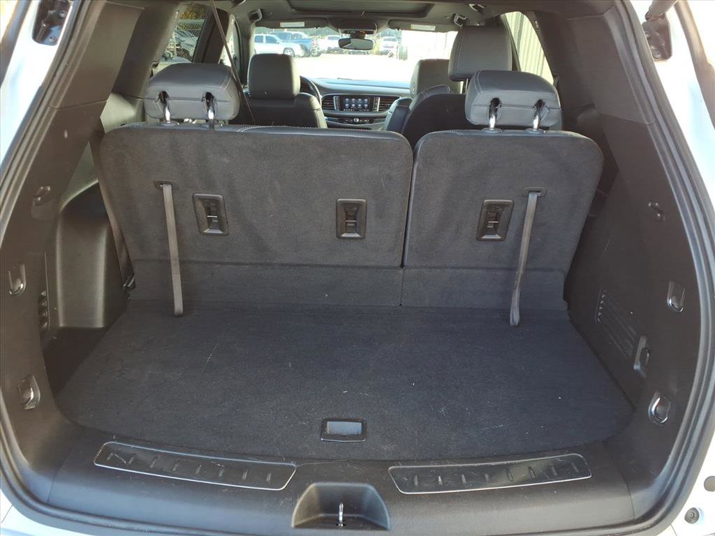 Used 2023 Buick Enclave Essence w/ Experience Buick Package FWD image 24