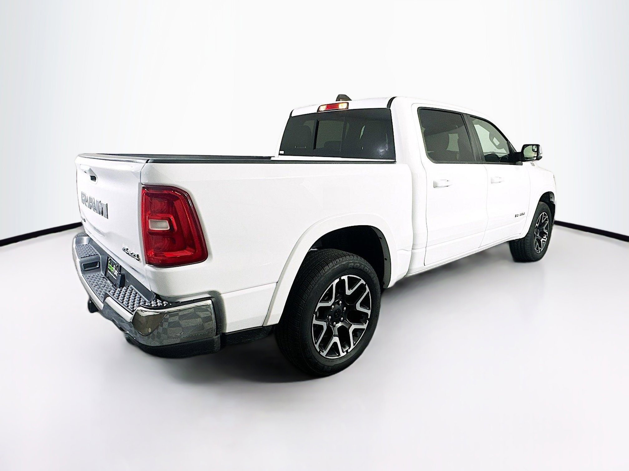 Used 2025 RAM 1500 Laramie image 9
