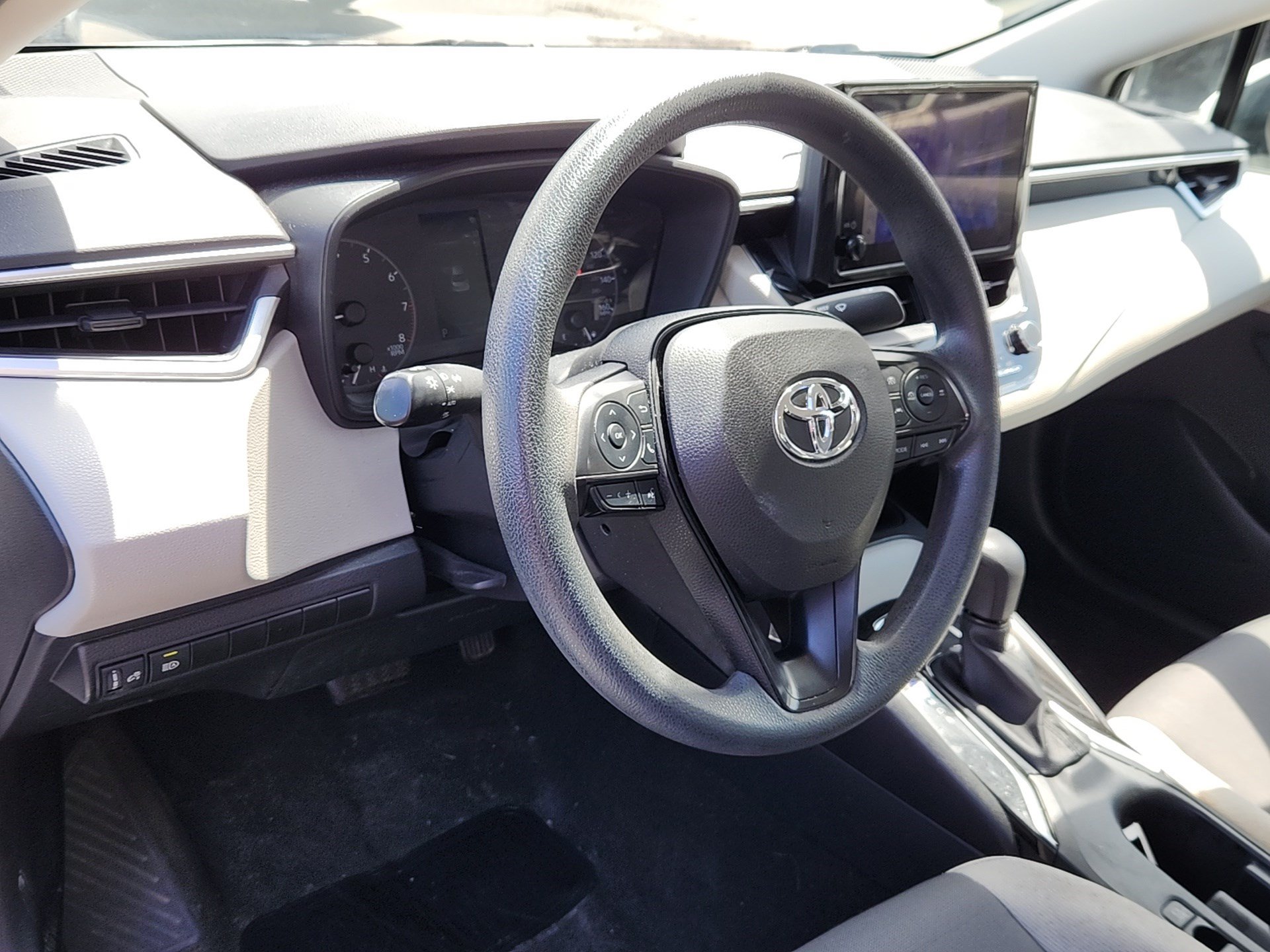 Certified 2023 Toyota Corolla LE FWD image 11
