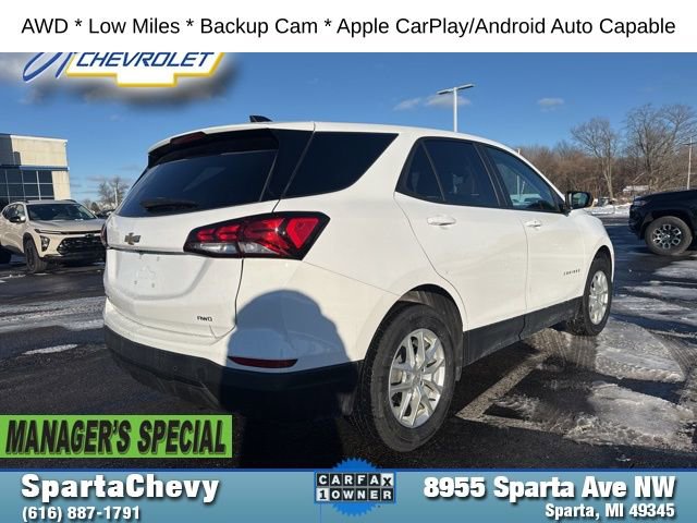Used 2023 Chevrolet Equinox LS w/ LS Convenience Package image 3
