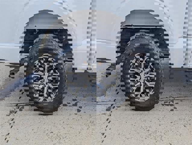 Used 2022 Ford F150 Lariat w/ Equipment Group 501A Mid image 21